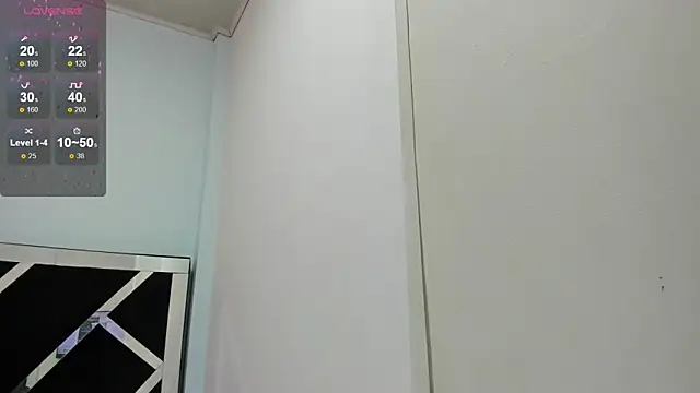 iisabella noa online show from 11-18-25, 07:51