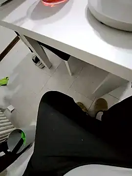 giova17cm online show from 01-06-26, 10:12