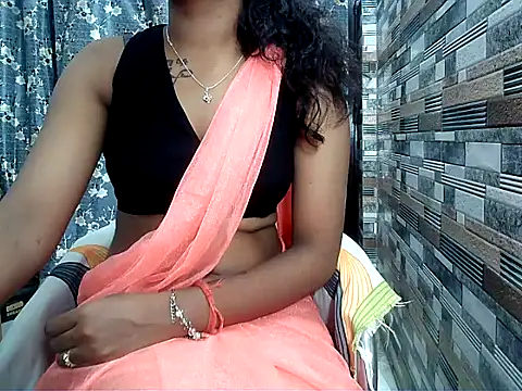 HOT AARVI11 online show from 10-25-25, 03:18