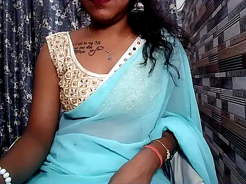 HOT AARVI11 online show from 11-07-25, 05:13