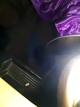 Snapshot of chamiyaaaa chatting on 09-17-25, 08:32 chamiyaaaa online show from 09-17-25, 08:32