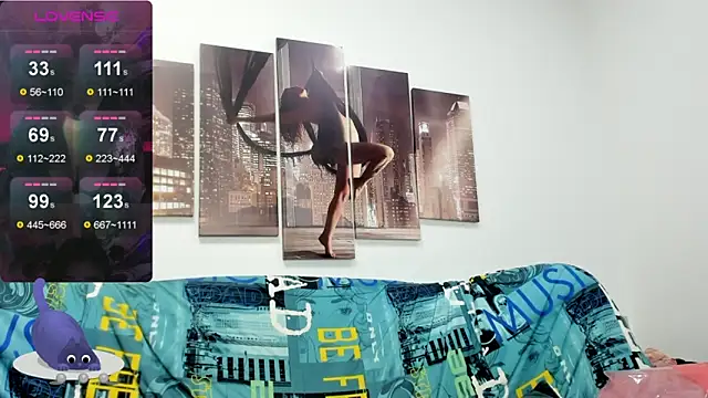 Snapshot of Sunny_Sammy chatting on 10-10-25, 08:24 Sunny Sammy online show from 10-10-25, 08:24