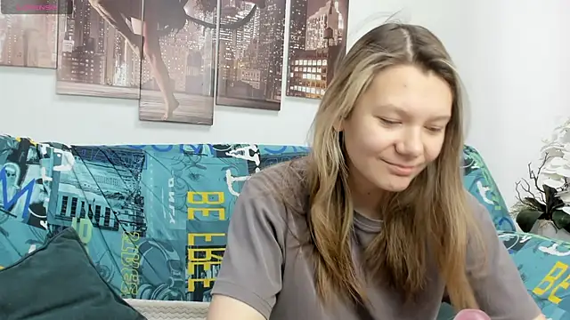 Snapshot of Sunny_Sammy chatting on 11-16-25, 01:22 Sunny Sammy online show from 11-16-25, 01:22