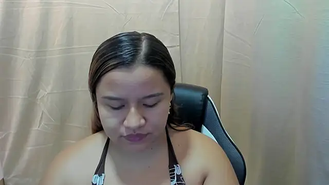 ElaBourn  online show from 05-08-26, 03:50