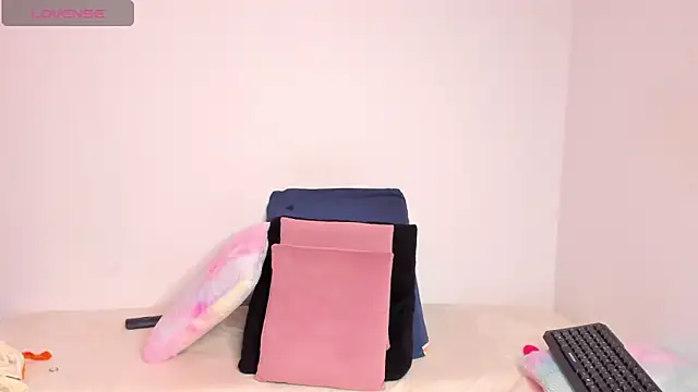 Brandy brown  online show from 10-22-25, 11:48