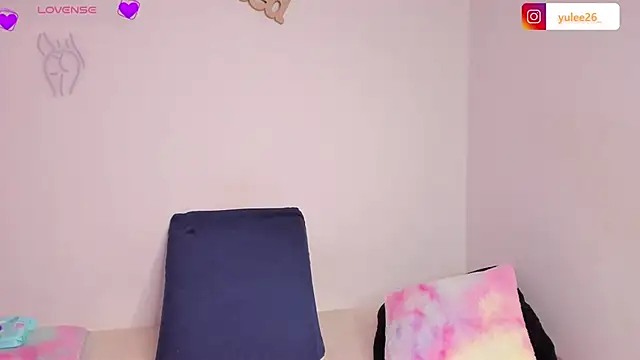 Brandy brown  online show from 11-11-25, 11:27