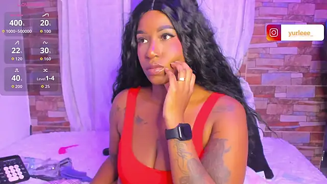 Brandy brown  online show from 04-26-26, 01:14