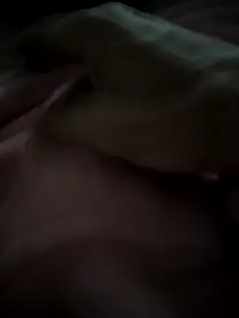 Snapshot of hotmen83 chatting on 10-28-25, 10:01 hotmen83 online show from 10-28-25, 10:01