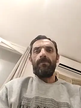 Snapshot of hotmen83 chatting on 10-31-25, 10:55 hotmen83 online show from 10-31-25, 10:55