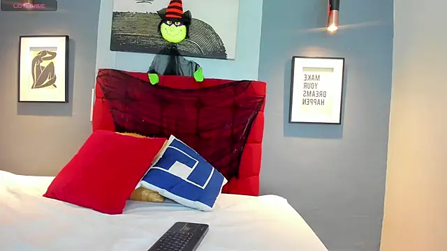 Snapshot of Sex_samantha chatting on 10-13-25, 01:11 Sex samantha online show from 10-13-25, 01:11