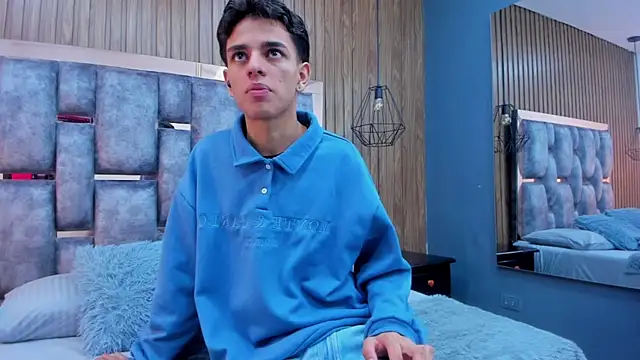 owen  johnson online show from 11-30-25, 11:47