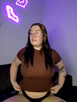 HarleyDemon666 online show from 12-05-25, 01:47