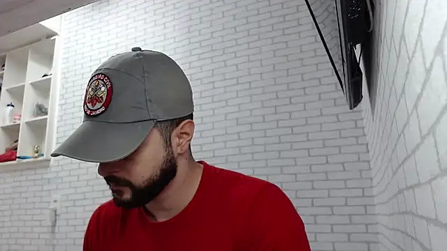 BombeiroHotx online show from 12-15-25, 07:40