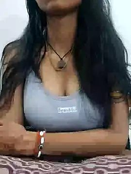 kaju79 online show from 06-17-26, 04:37