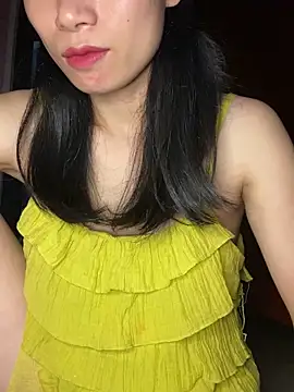 Snapshot of MinHiNi chatting on 09-27-25, 07:35 MinHiNi online show from 09-27-25, 07:35