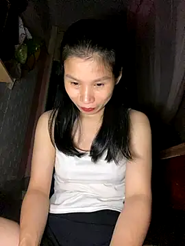 Snapshot of MinHiNi chatting on 09-30-25, 01:10 MinHiNi online show from 09-30-25, 01:10