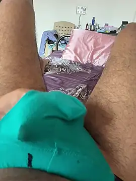 Snapshot of Marathiboyraj chatting on 01-18-26, 06:39 Marathiboyraj online show from 01-18-26, 06:39