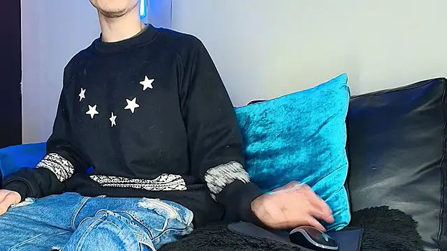  DantFox  online show from 10-23-25, 08:07