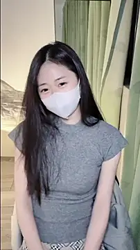 Snapshot of Ninii-b chatting on 11-03-25, 01:23 Ninii-b online show from 11-03-25, 01:23