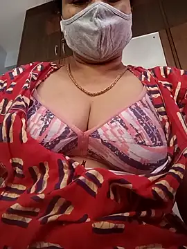 Snapshot of Tamil_Sivani chatting on 09-30-25, 09:36 Tamil Sivani online show from 09-30-25, 09:36