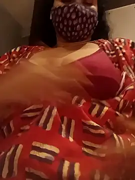 Snapshot of Tamil_Sivani chatting on 11-17-25, 01:17 Tamil Sivani online show from 11-17-25, 01:17