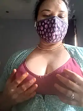 Snapshot of Tamil_Sivani chatting on 12-16-25, 05:34 Tamil Sivani online show from 12-16-25, 05:34