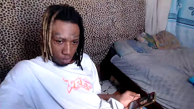 Snapshot of mike_ross11 chatting on 07-25-26, 02:03 mike ross11 online show from 07-25-26, 02:03