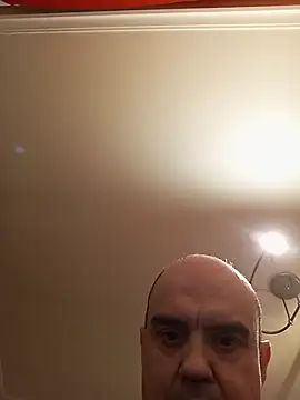 Snapshot of geli45 chatting on 03-03-26, 11:10 geli45 online show from 03-03-26, 11:10