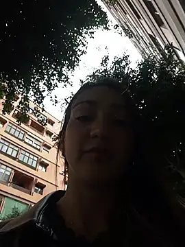 Ninabigtitied online show from 12-19-25, 12:45