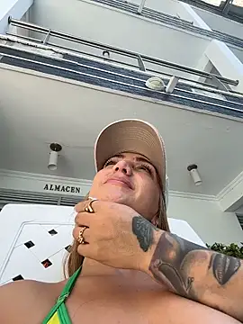 Ninabigtitied online show from 04-26-26, 02:37