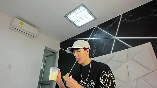 AerumChae online show from 04-24-26, 12:29