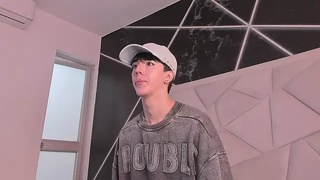 AerumChae online show from 04-25-26, 01:36