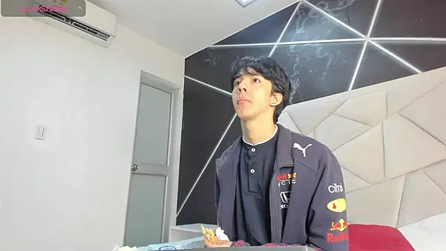 Snapshot of AerumChae chatting on 07-03-26, 12:22 AerumChae online show from 07-03-26, 12:22