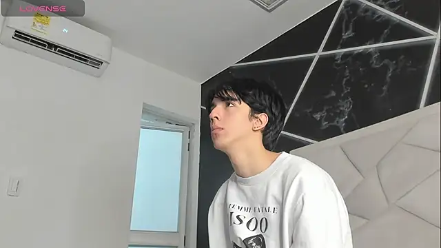 Snapshot of AerumChae chatting on 07-10-26, 12:52 AerumChae online show from 07-10-26, 12:52