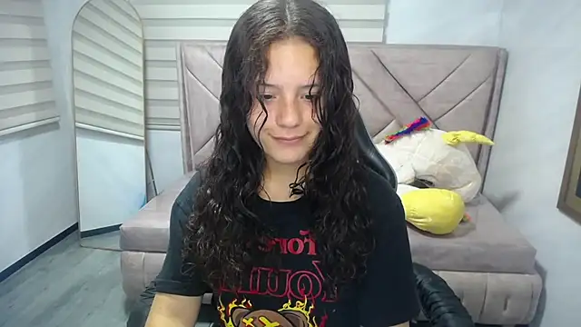 Velvet Moon V online show from 09-12-25, 01:11