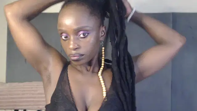 Jah-Queen online show from 09-25-25, 04:43