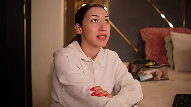 Snapshot of _ChloeLee_ chatting on 02-17-26, 08:44 ChloeLee online show from 02-17-26, 08:44