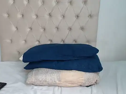 Lolly Ramochele online show from 12-19-25, 07:21