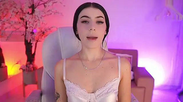 JadeSummerr online show from 04-27-26, 11:41