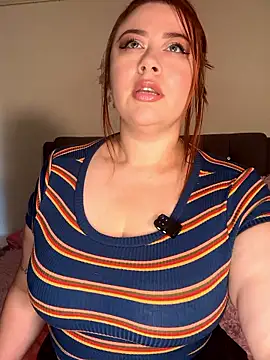 maddy Bloomm online show from 01-15-26, 04:55