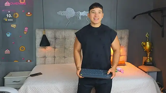 Horny nick18 online show from 01-09-26, 02:09