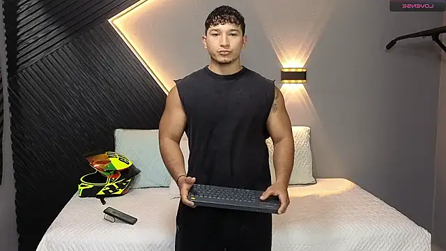 Horny nick18 online show from 02-21-26, 01:01