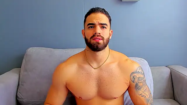 Snapshot of Paul_Phoenix chatting on 09-26-25, 06:01 Paul Phoenix online show from 09-26-25, 06:01