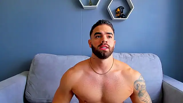 Snapshot of Paul_Phoenix chatting on 09-29-25, 08:02 Paul Phoenix online show from 09-29-25, 08:02