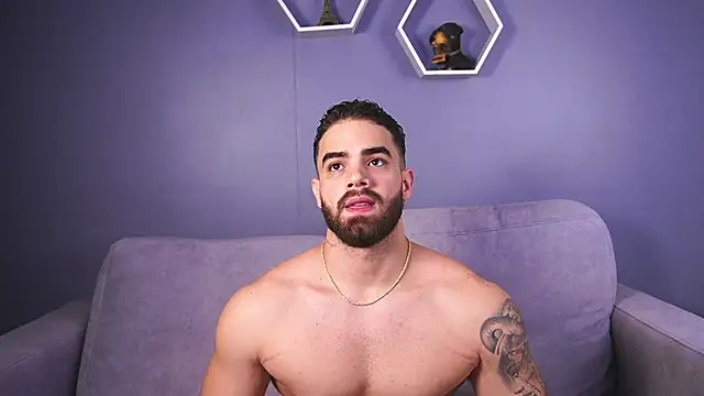 Snapshot of Paul_Phoenix chatting on 11-03-25, 08:43 Paul Phoenix online show from 11-03-25, 08:43