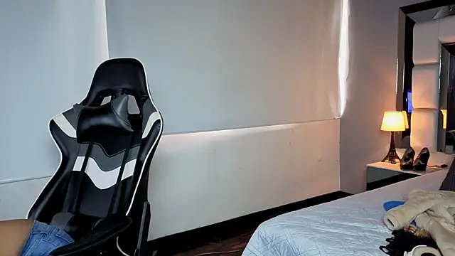 Adhara7 online show from 02-02-26, 07:56