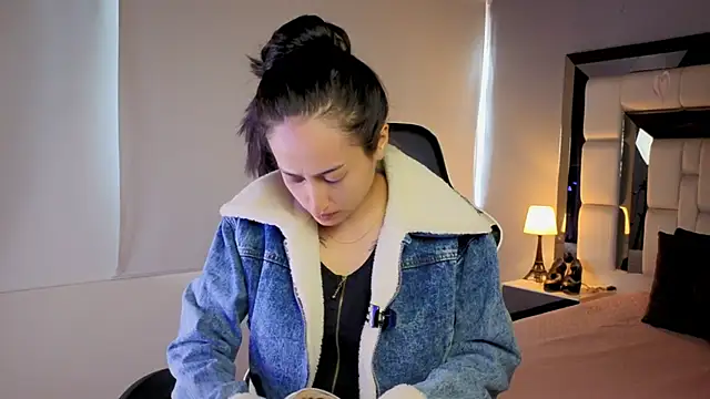 Adhara7 online show from 02-20-26, 08:20