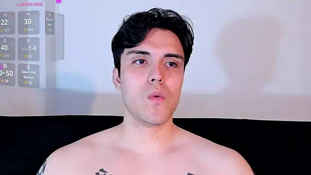 Snapshot of jasonxd9898 chatting on 11-04-25, 01:05 jasonxd9898 online show from 11-04-25, 01:05