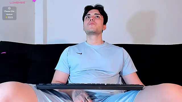 Snapshot of jasonxd9898 chatting on 11-06-25, 12:55 jasonxd9898 online show from 11-06-25, 12:55