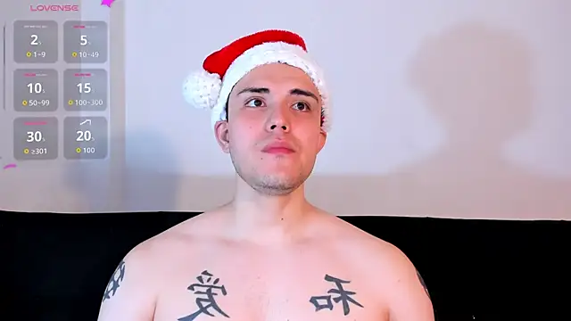 Snapshot of jasonxd9898 chatting on 11-17-25, 02:39 jasonxd9898 online show from 11-17-25, 02:39